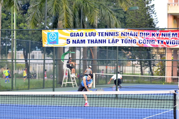 t8_hoithao-tenis